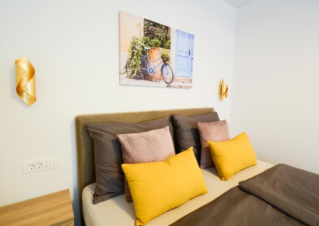 Apartment Grey&Yellow Zadar Eksteriør billede